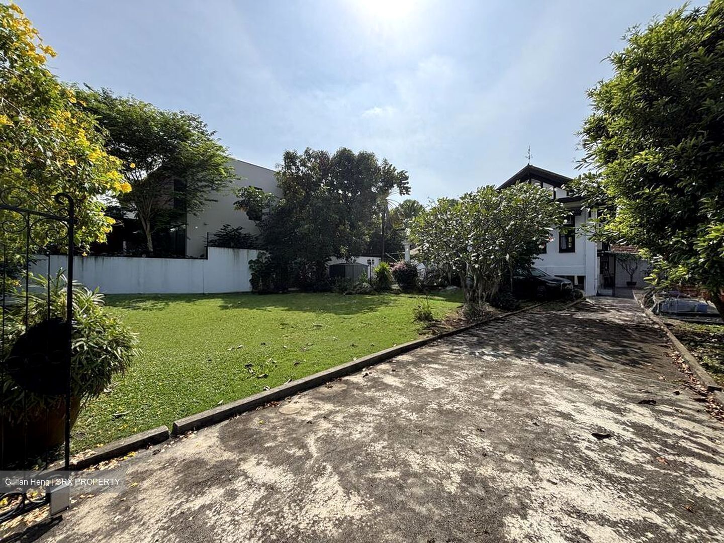 Mountbatten Road (D15), Detached #506691541